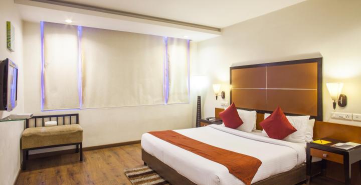 Hotel Kens Hyderabad Exterior photo