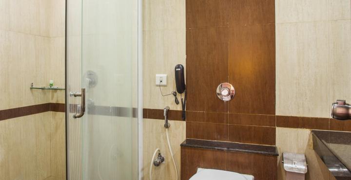 Hotel Kens Hyderabad Exterior photo