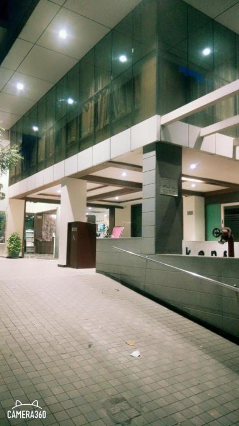 Hotel Kens Hyderabad Exterior photo